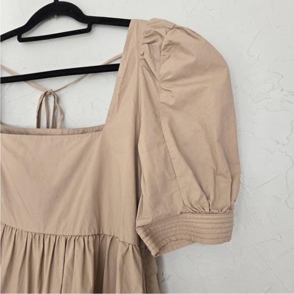 En Saison Beige Puff Sleeve Dress - Picture 6 of 12
